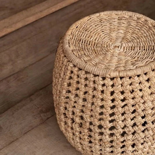 Bazar Bizar The Dannih Pall, Natur