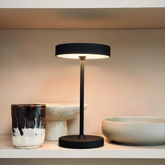 Dyberg Larsen Starlight Bordslampa 230V, Svart