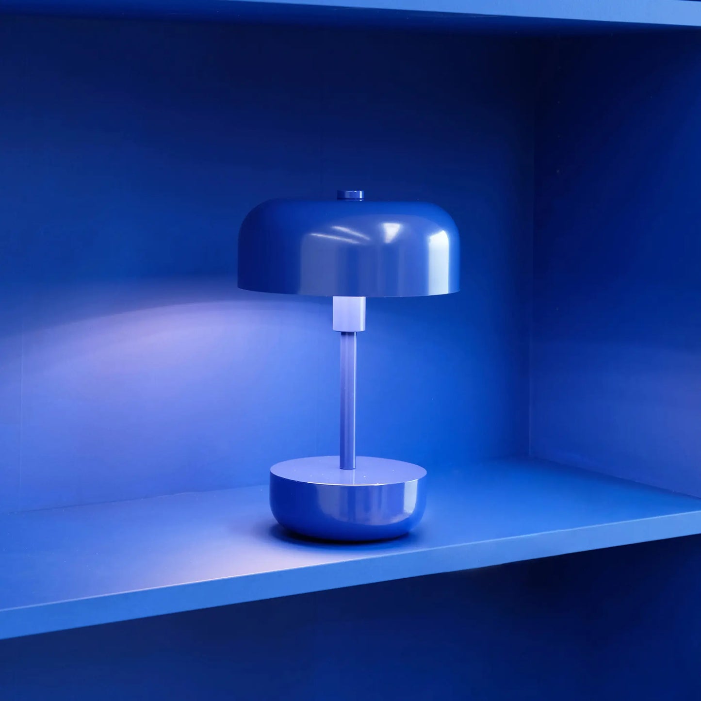 Dyberg Larsen Haipot Bordslampa LED Laddningsbar, Blå