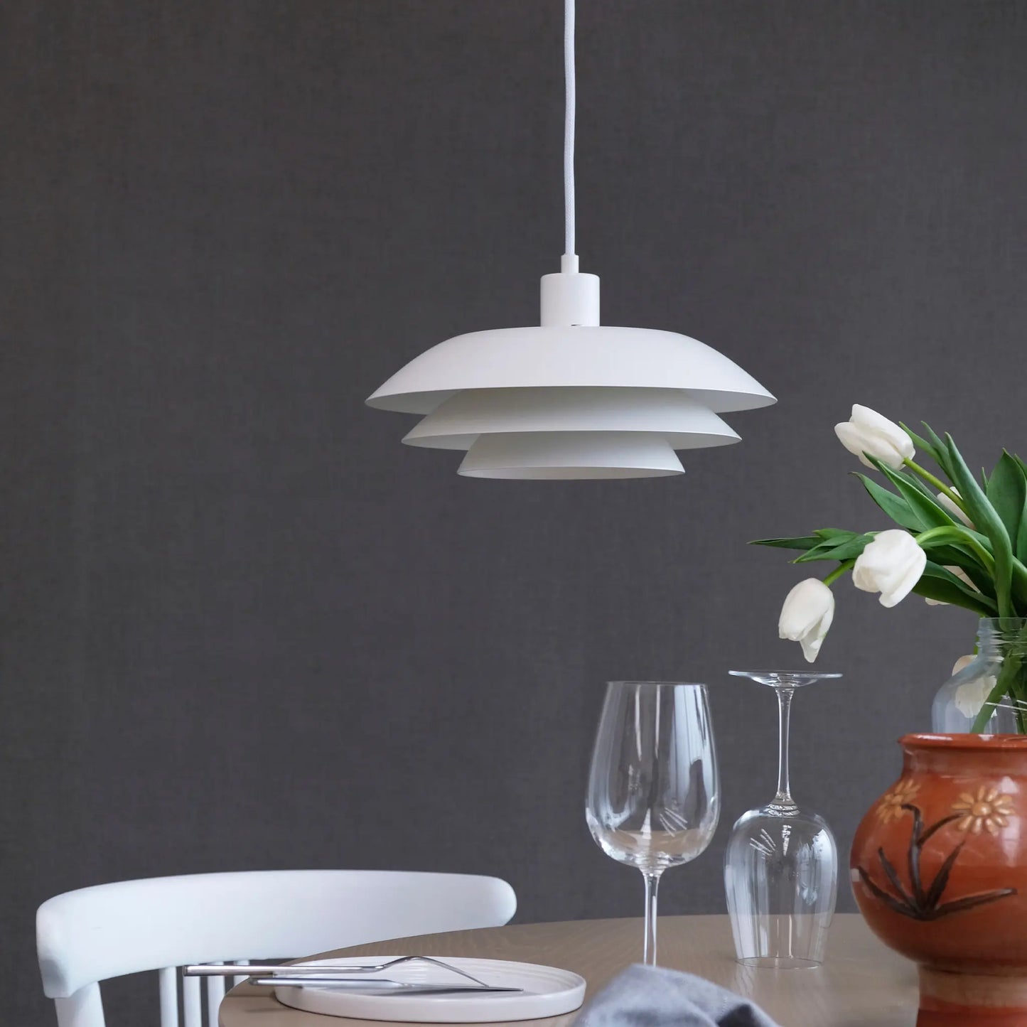 Dyberg Larsen DL31 Taklampa, Vit