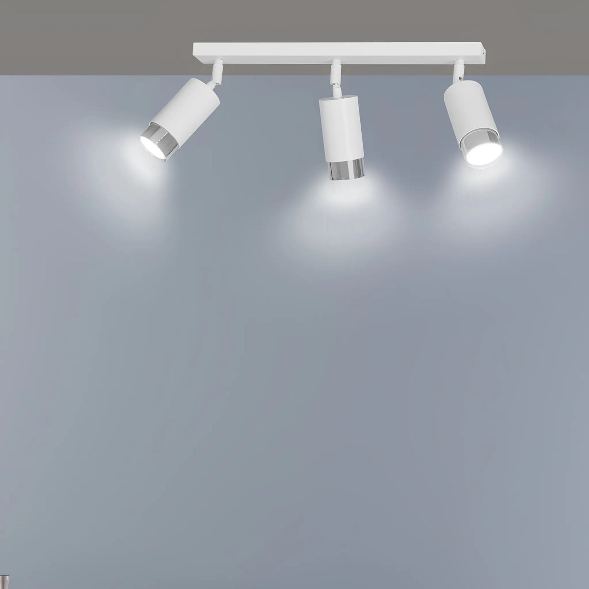 Emibig Hiro Taklampa 3-ljus 45x6 cm, Vit/Silver