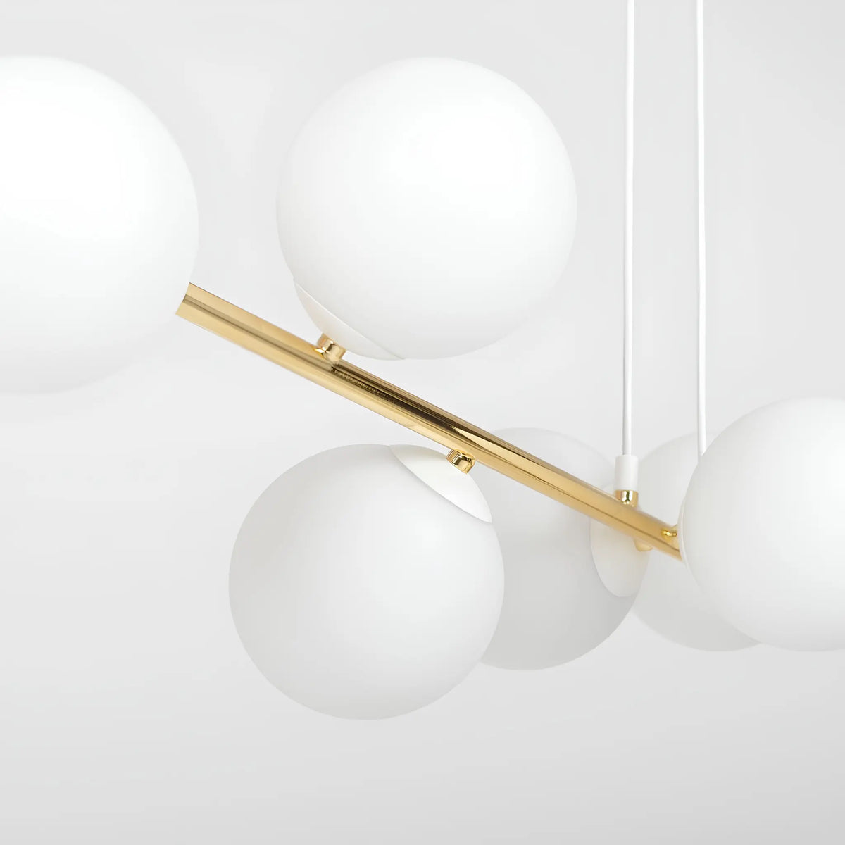 Emibig Gravity Pendellampa 6-ljus 110x29 cm, Vit/Guld