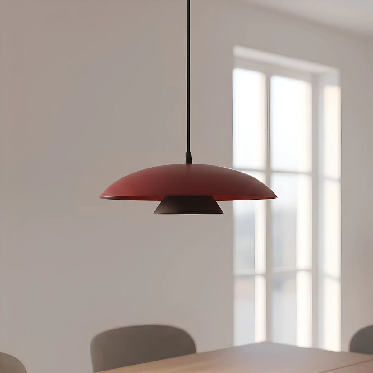 Emibig Babel Pendellampa Ø30 cm, Vinröd/Svart