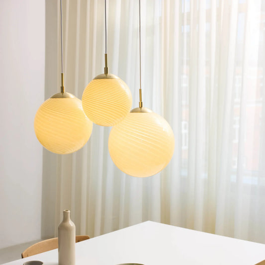 Halo Design Candy Ball Taklampa Ø30 cm, Cream