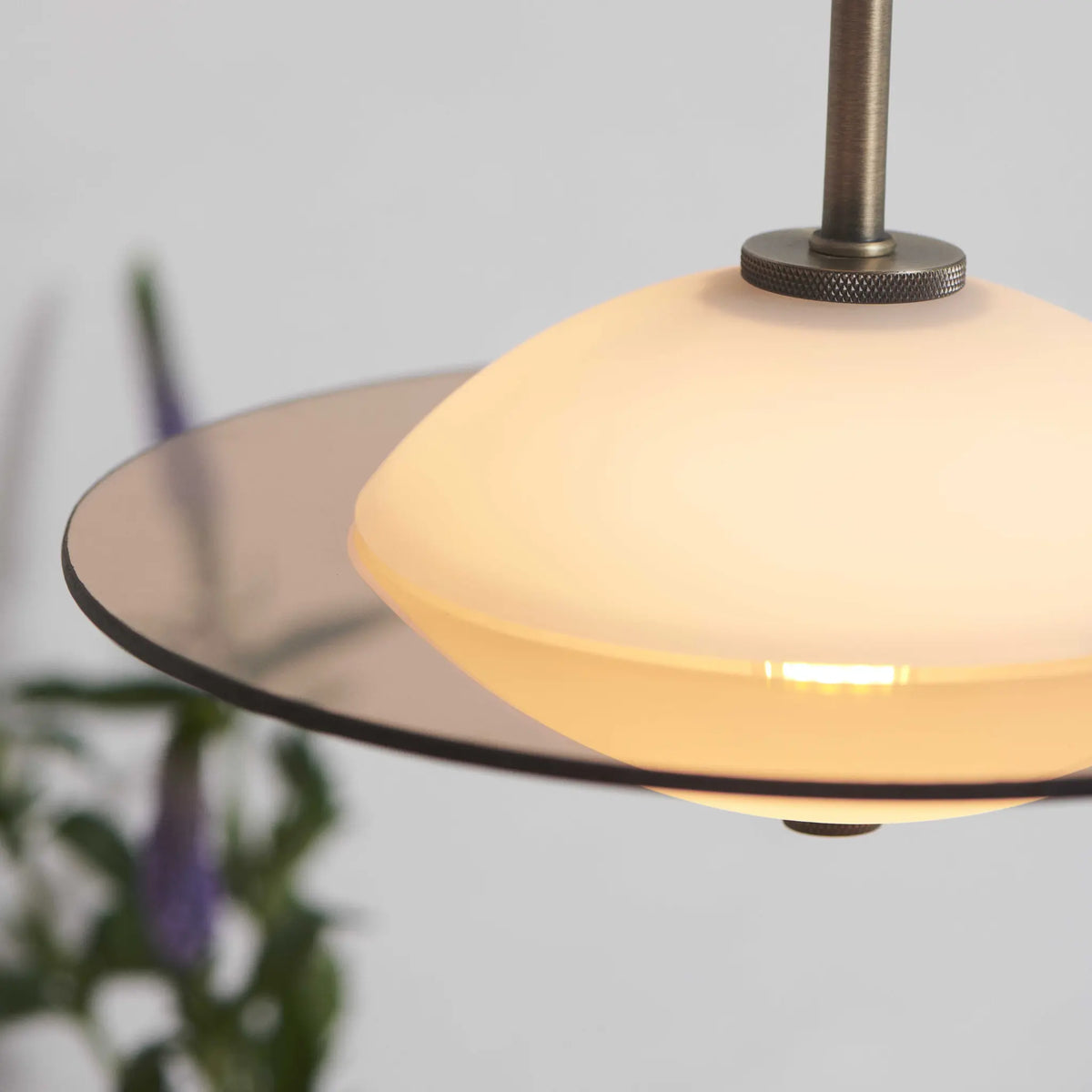 Halo Design Orbit Taklampa Ø24 cm, Opal/Antique