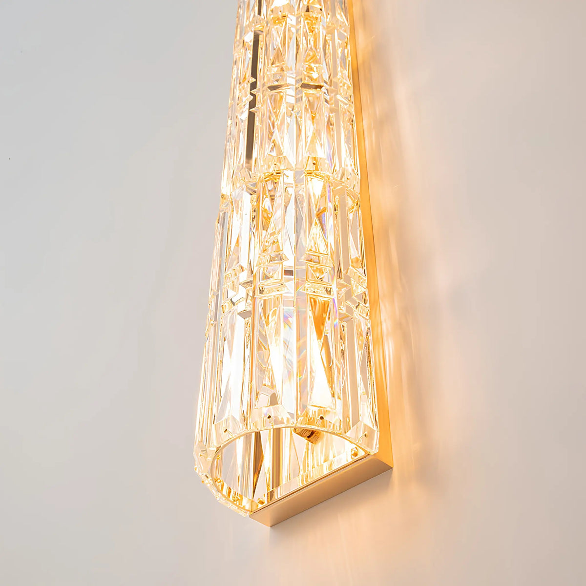 Maytoni Facet Vägglampa H75,2 cm, Guld