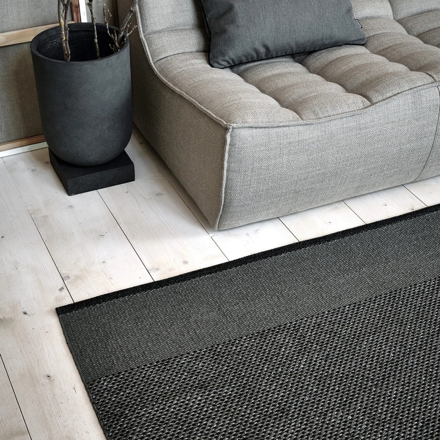 Pappelina Edit Matta 70x120 cm, Svart