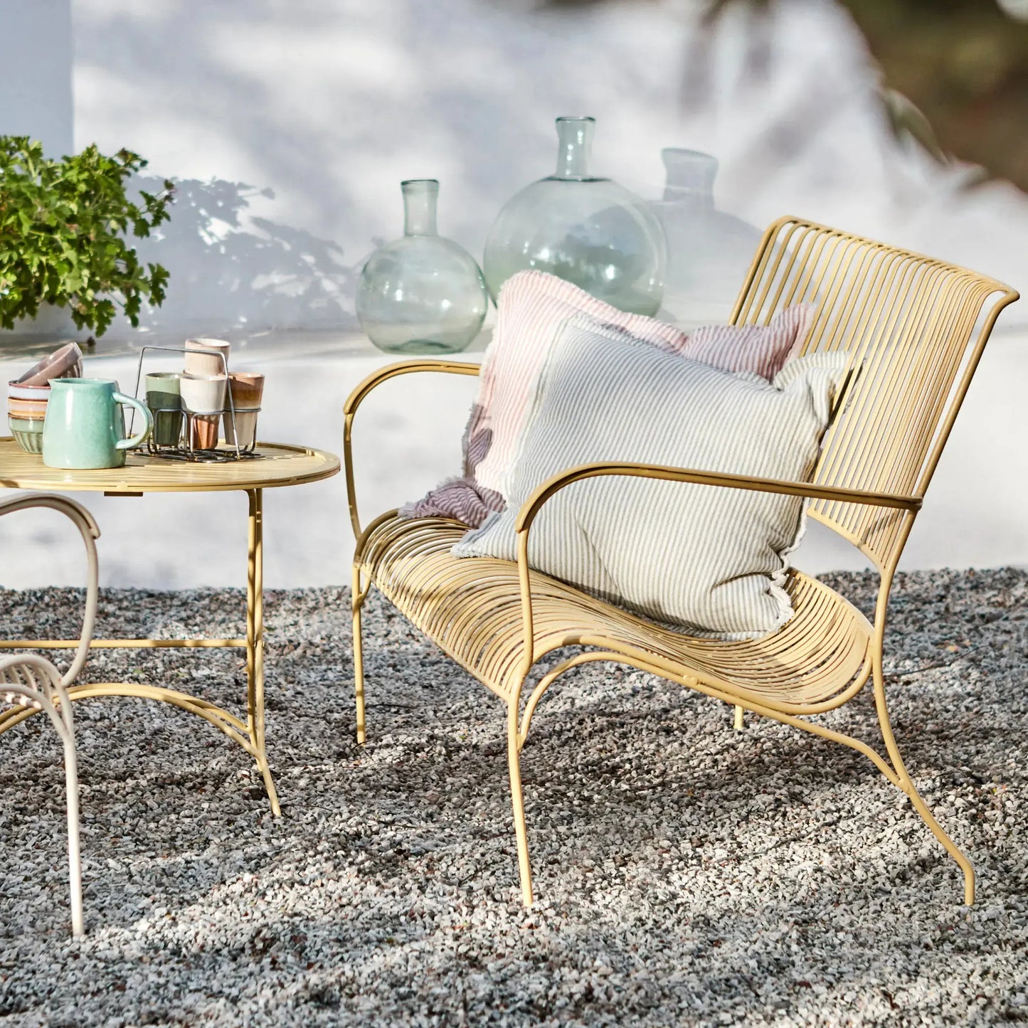 Affari of Sweden, Visby Soffa, Gul-Silvra Home