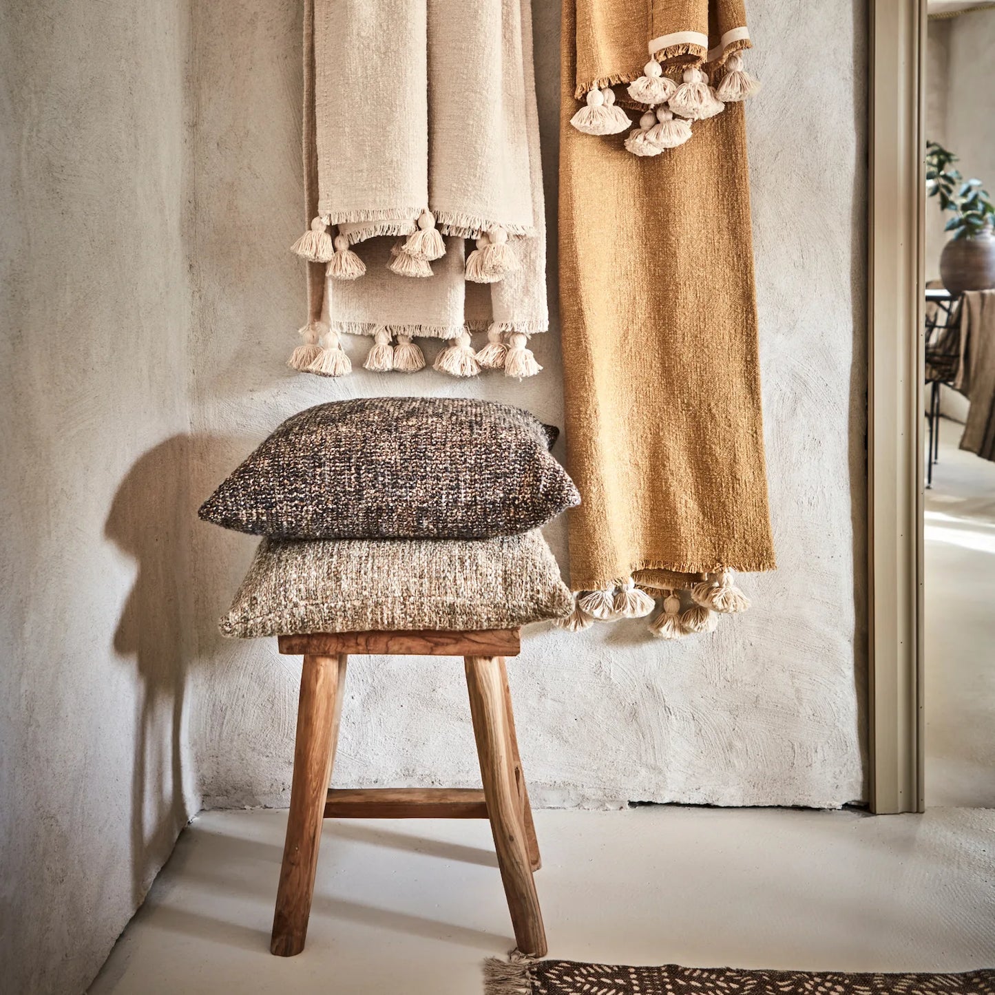 Affari of Sweden, Palle Pall, Natur-Silvra Home