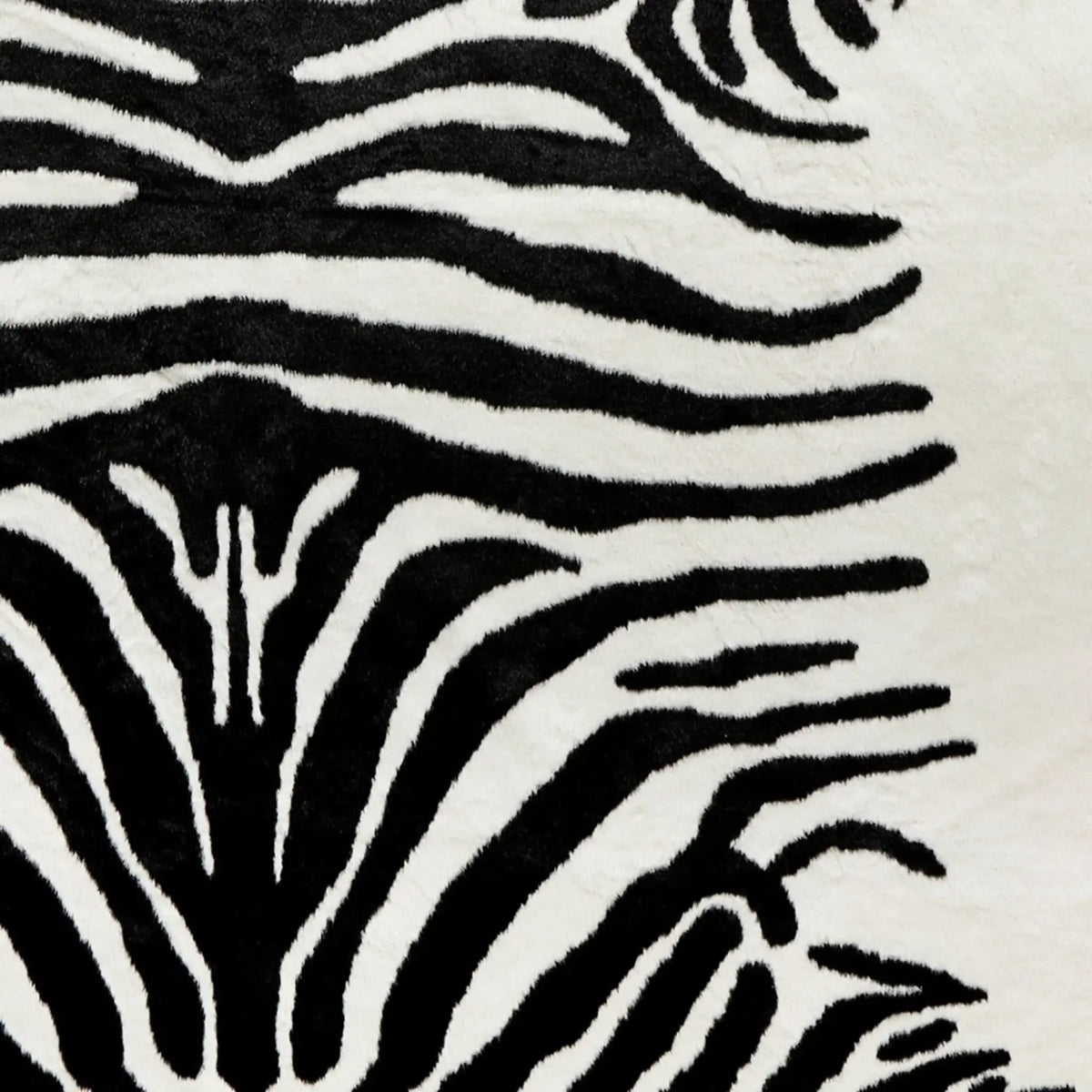 Skinnwille Victor Matta 150x200 cm, Zebra
