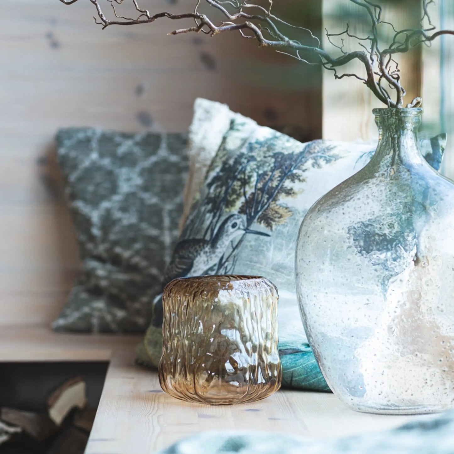 Mogihome, Heli Vas/ljuslykta, Brun