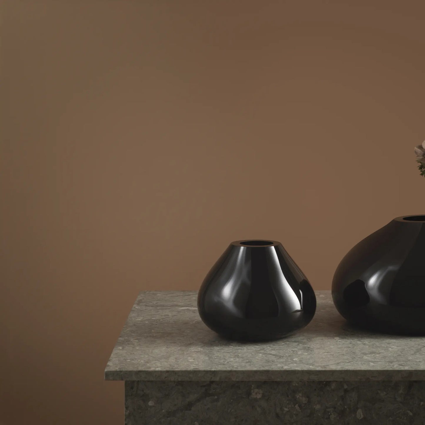 Orrefors, Ebon Vas 19 cm, Svart