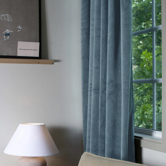 Svanefors Estelle Sammetsgardin 2P 135x280cm, Denim