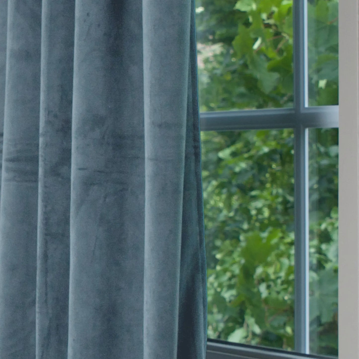 Svanefors Estelle Sammetsgardin 2P 135x280cm, Denim