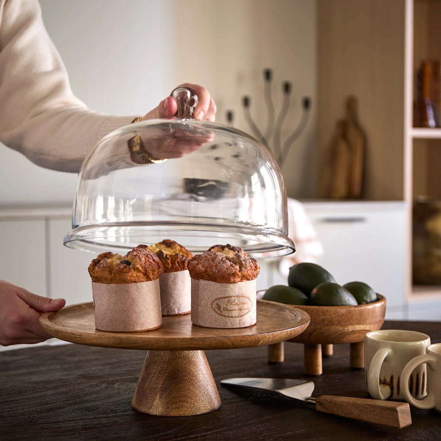 Affari of Sweden, Bella Glaskupa M, Klar