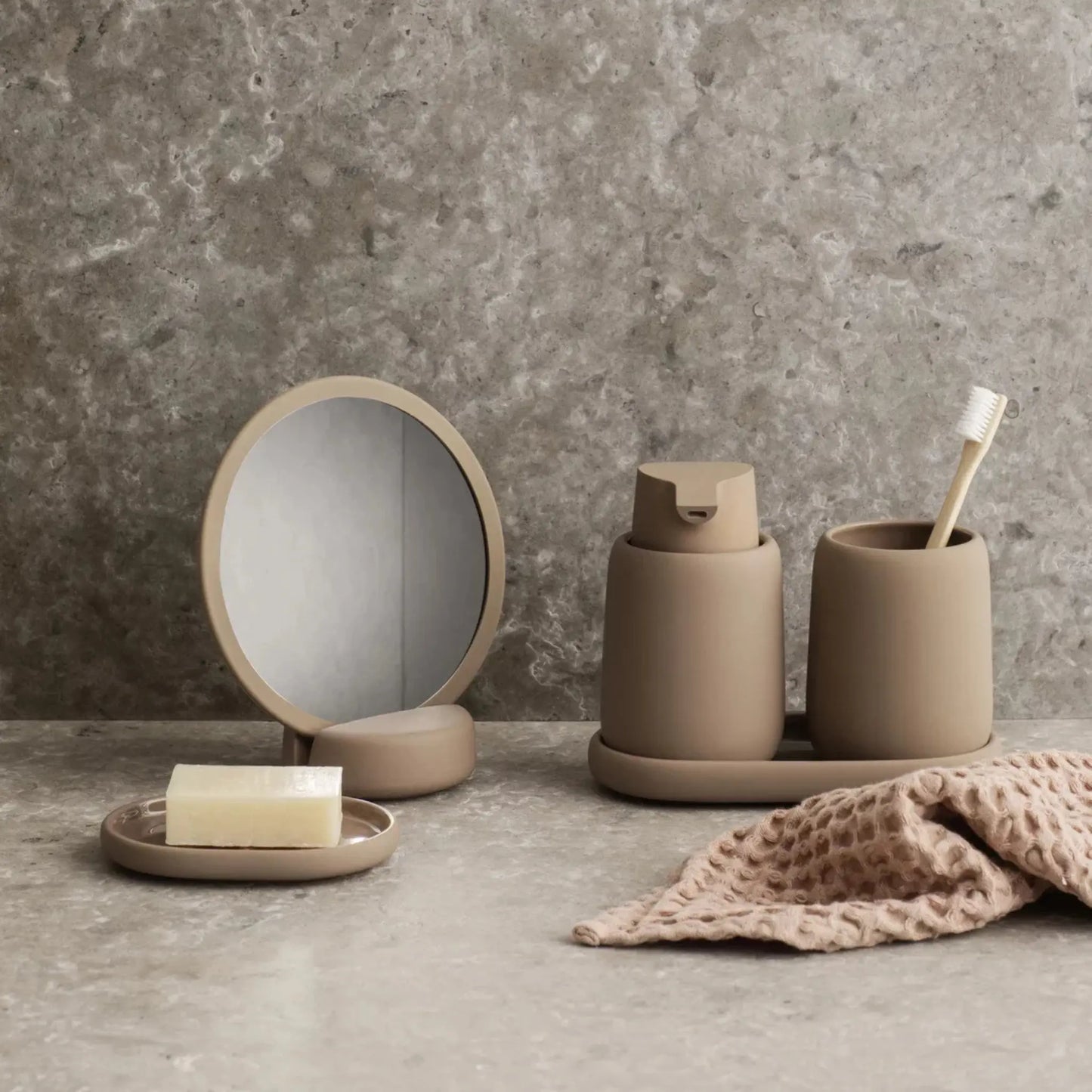 blomus Sono Tvålpump 250 ml, Tan