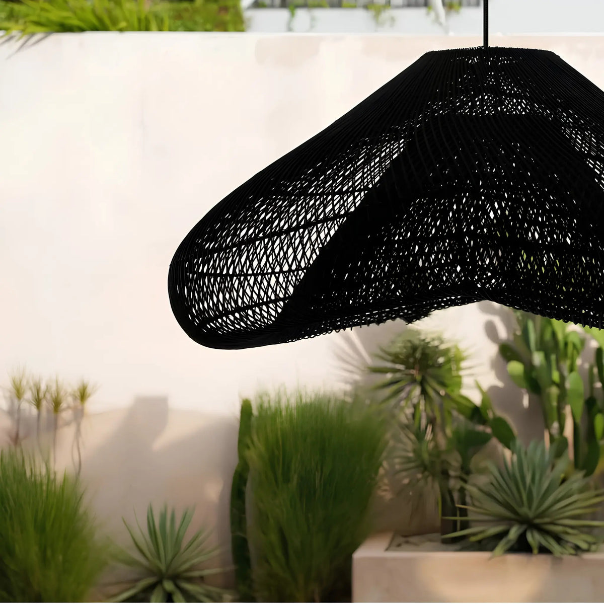 Bazar Bizar The Cloud Taklampa XXL, Svart