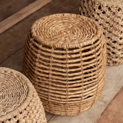 Bazar Bizar The Gustih Pall, Natur