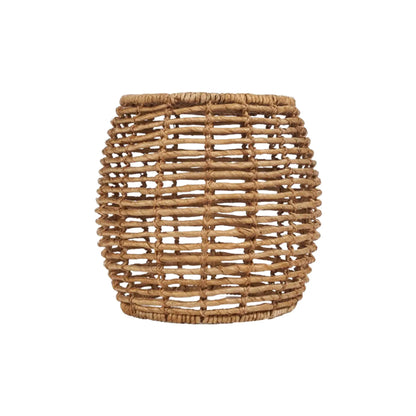 Bazar Bizar The Gustih Pall, Natur
