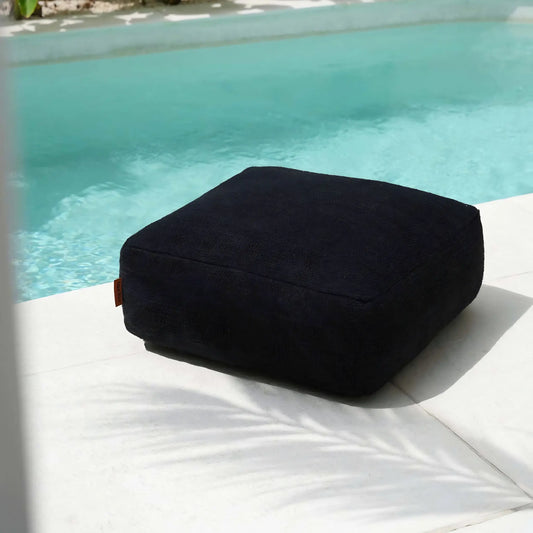 Bazar Bizar The Comfy Sittpuff, Svart