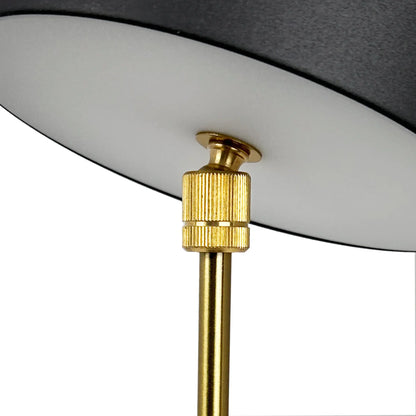 Dyberg Larsen Moonlight Bordslampa LED Laddningsbar, Svart/Mässing/Marmor