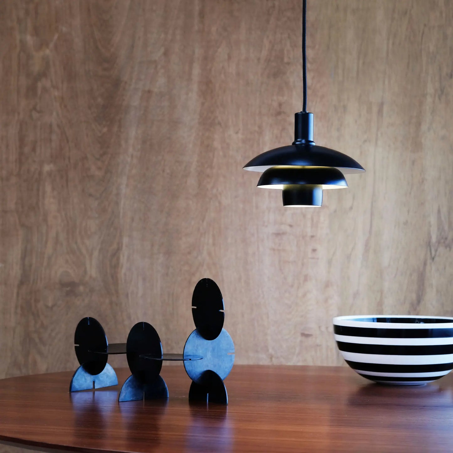 Dyberg Larsen Morph Taklampa Ø21 cm, Svart