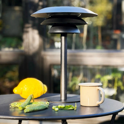 Dyberg Larsen DL25 Bordslampa Solcell, Svart
