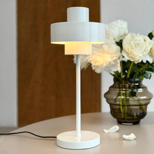 Dyberg Larsen Stoke Bordslampa, Vit