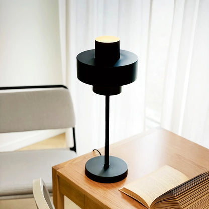 Dyberg Larsen Stoke Bordslampa, Svart