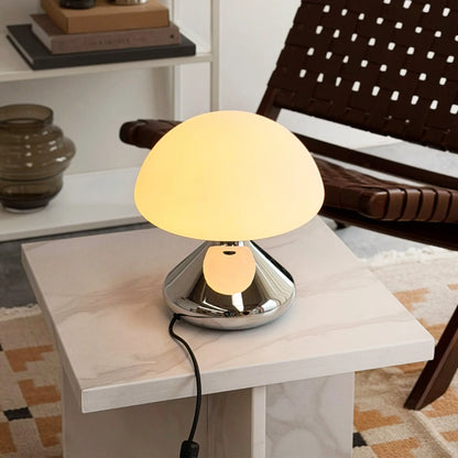 Dyberg Larsen Trophy Bordslampa, Krom/Opal
