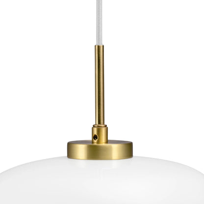 Dyberg Larsen ARP Taklampa Ø30 cm, Opal/Mässing