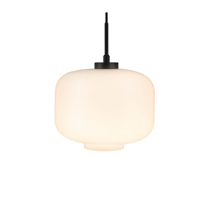 Dyberg Larsen ARP Taklampa Ø30 cm, Opal/Svart