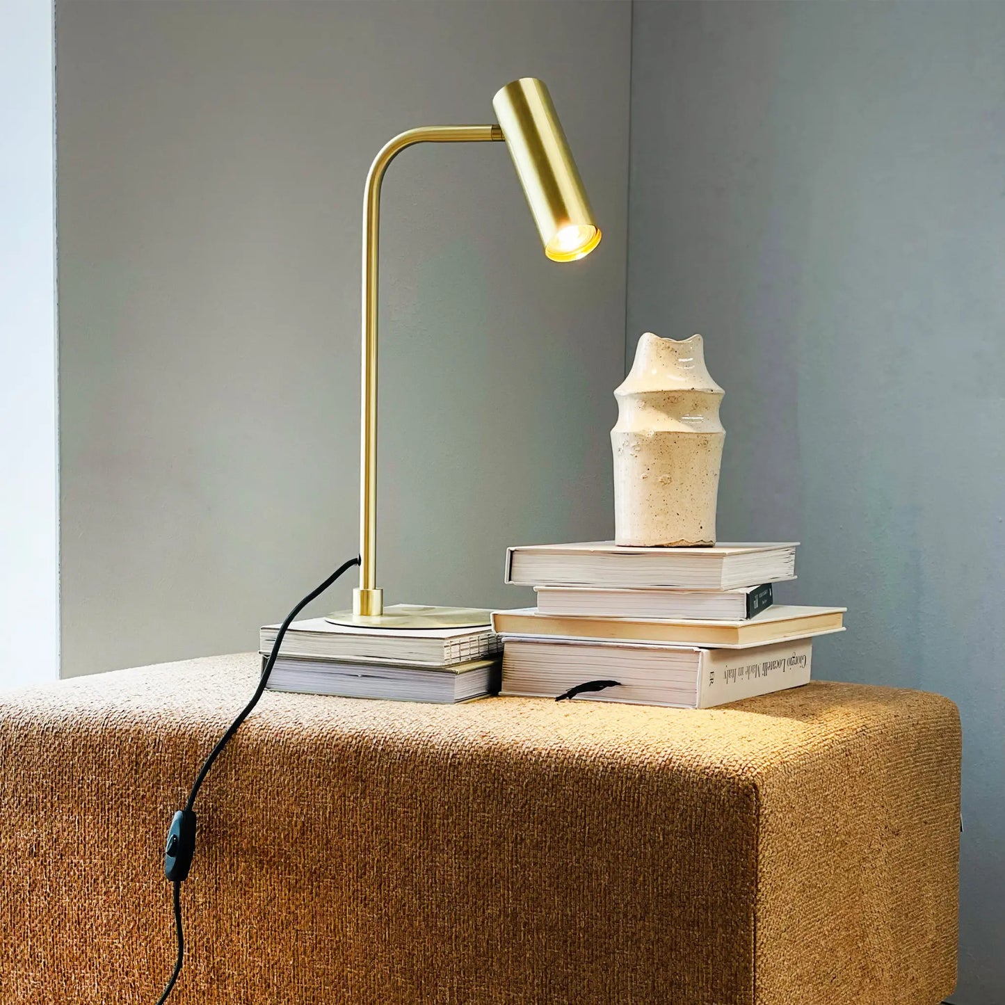 Dyberg Larsen Skagerrak Bordslampa, Mässing