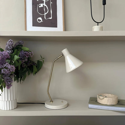 Dyberg Larsen Sleep Bordslampa, Blankvit/Antikmässing