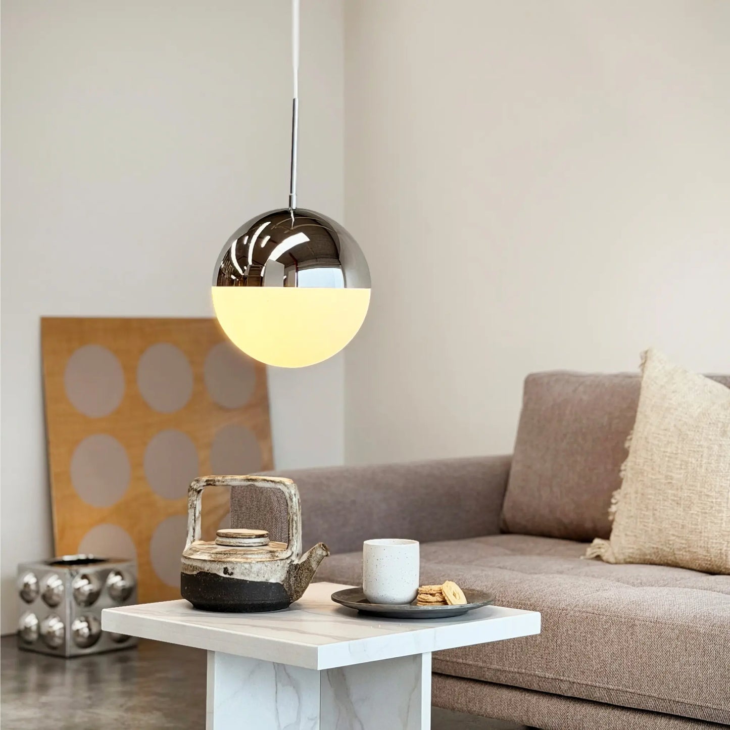 Dyberg Larsen Nova Taklampa Ø25 cm, Opal/Krom