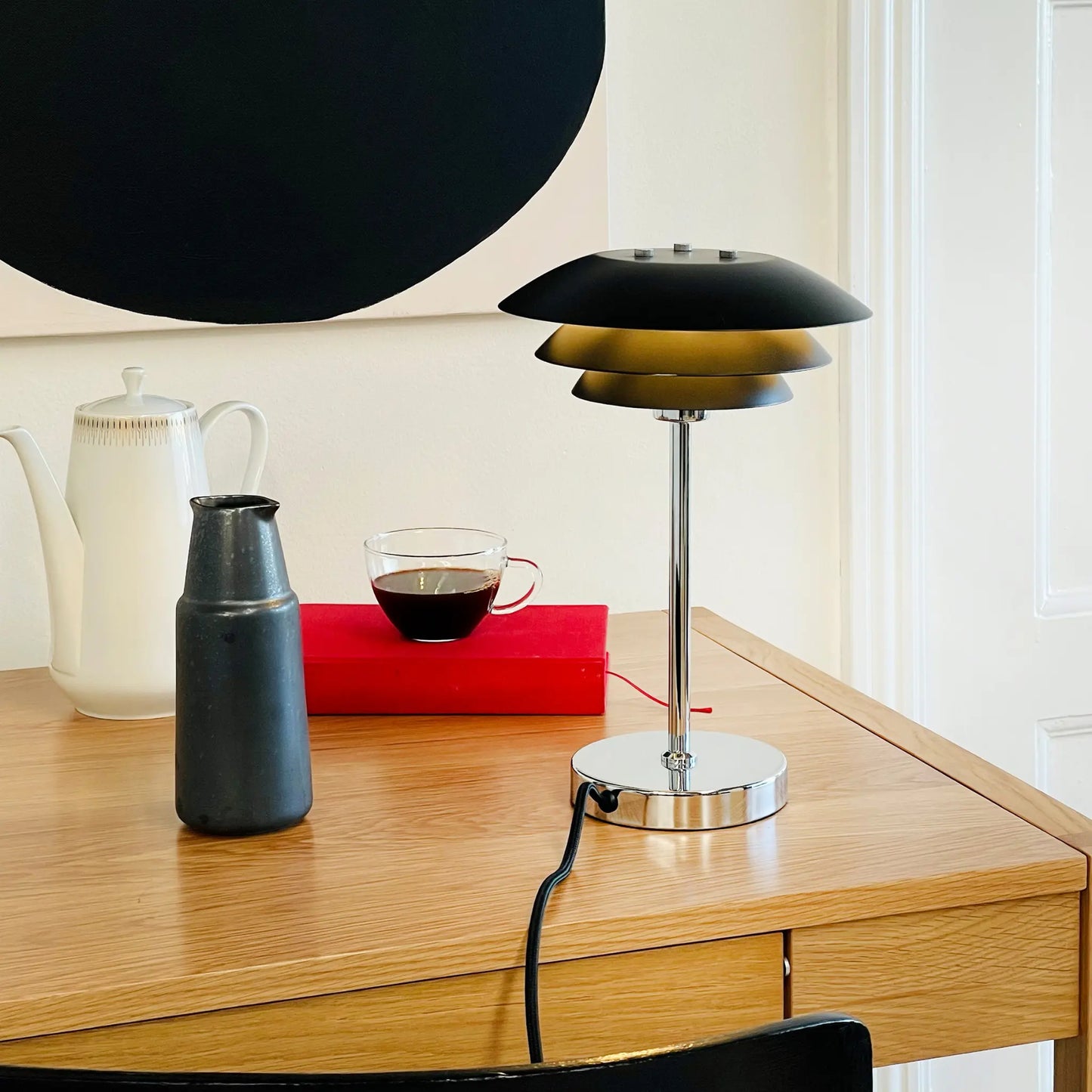 Dyberg Larsen DL20 Bordslampa, Svart
