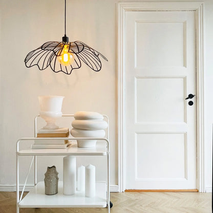 Dyberg Larsen Blumen Taklampa, Svart