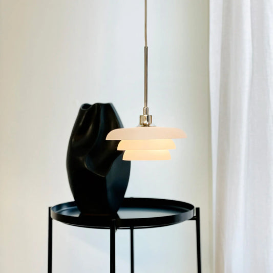 Dyberg Larsen Ava Taklampa Ø20 cm, Opal/Krom