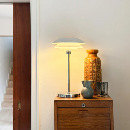 Dyberg Larsen DL31 Bordslampa, Vit
