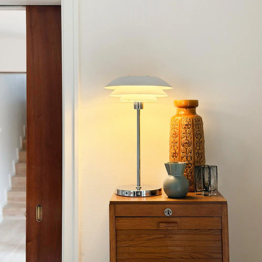 Dyberg Larsen DL31 Bordslampa, Vit