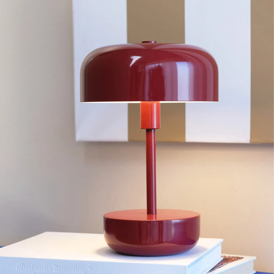 Dyberg Larsen Haipot Bordslampa LED Laddningsbar, Mörkröd