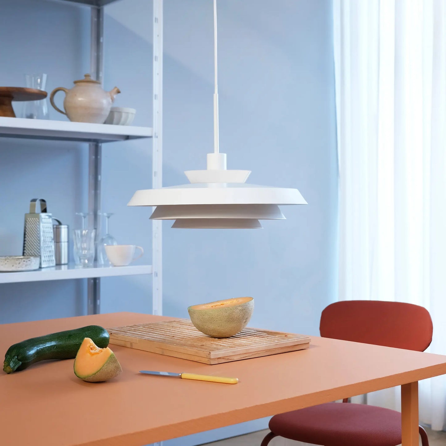 Dyberg Larsen DL44 Taklampa, Vit