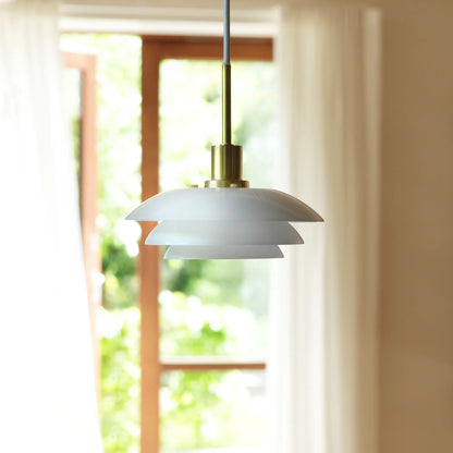 Dyberg Larsen DL31 Taklampa, Opal/Mässing