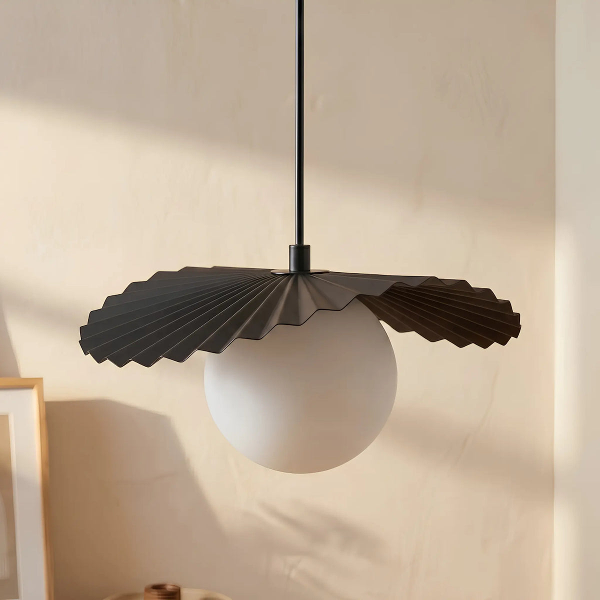 Emibig Flora Pendellampa 3-ljus Ø42 cm, Svart
