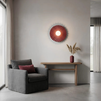 Emibig Umbra Vägglampa 35x35 cm, Vinröd
