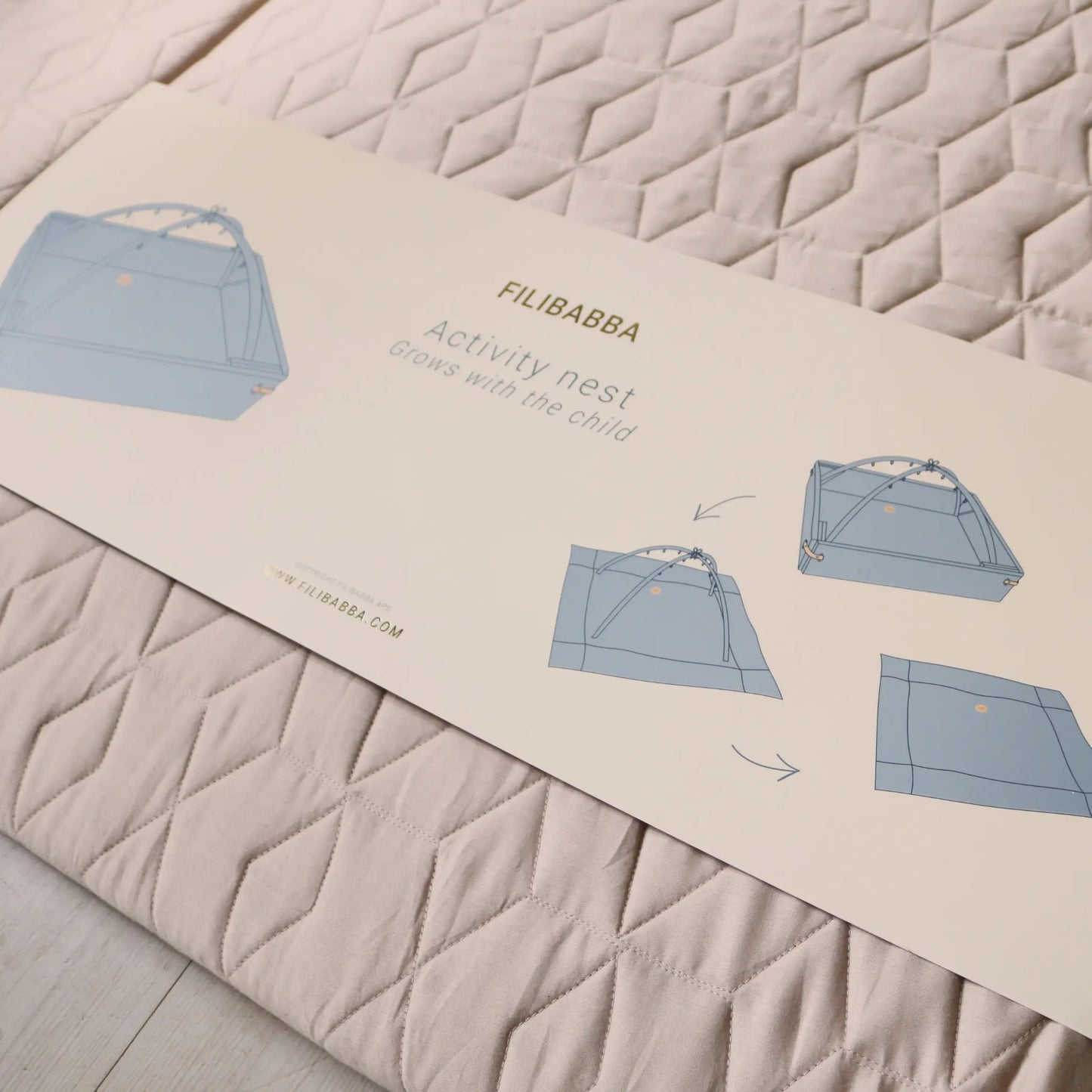 Filibabba Aktivitetsnest Mjuk Quilt, Doeskin