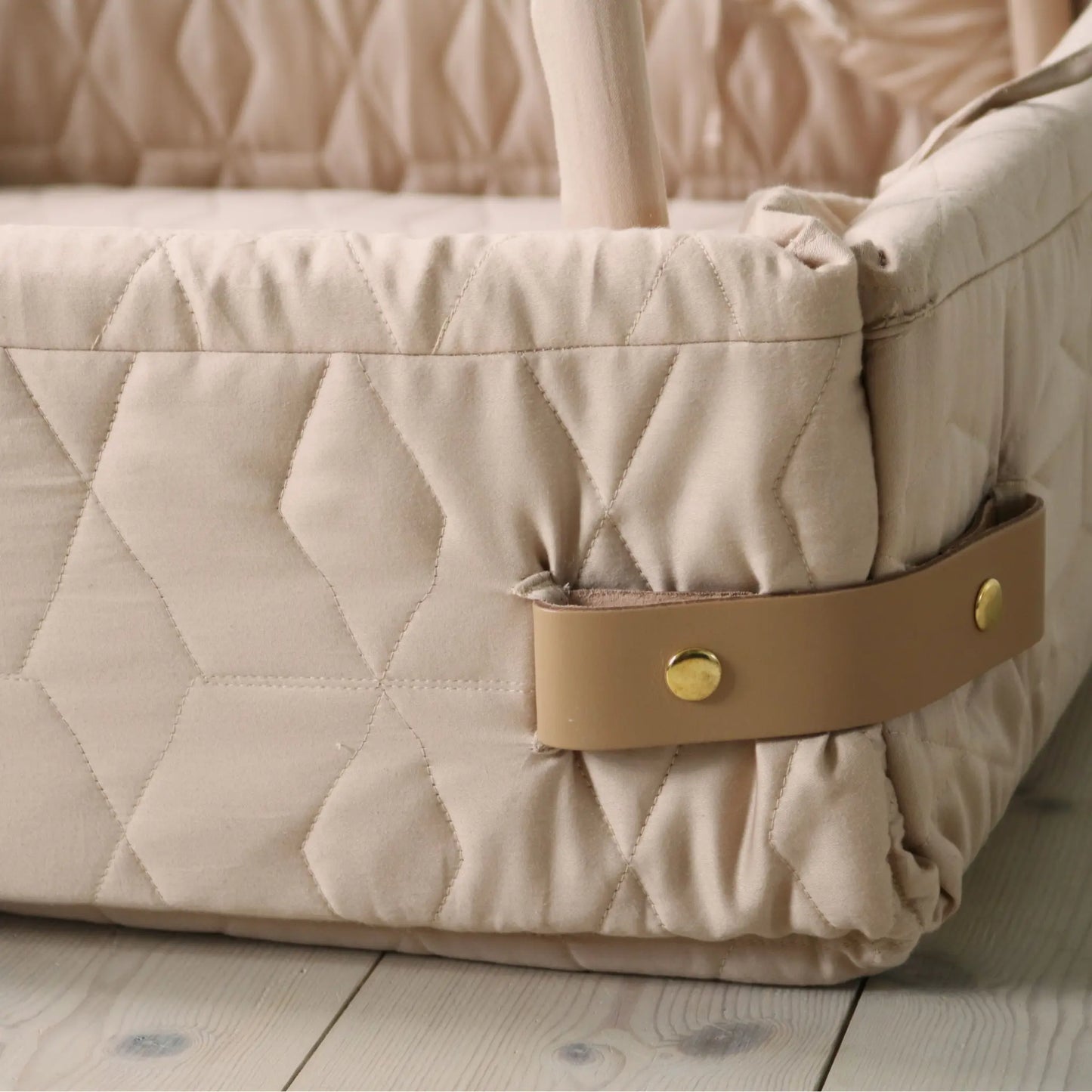 Filibabba Aktivitetsnest Mjuk Quilt, Doeskin