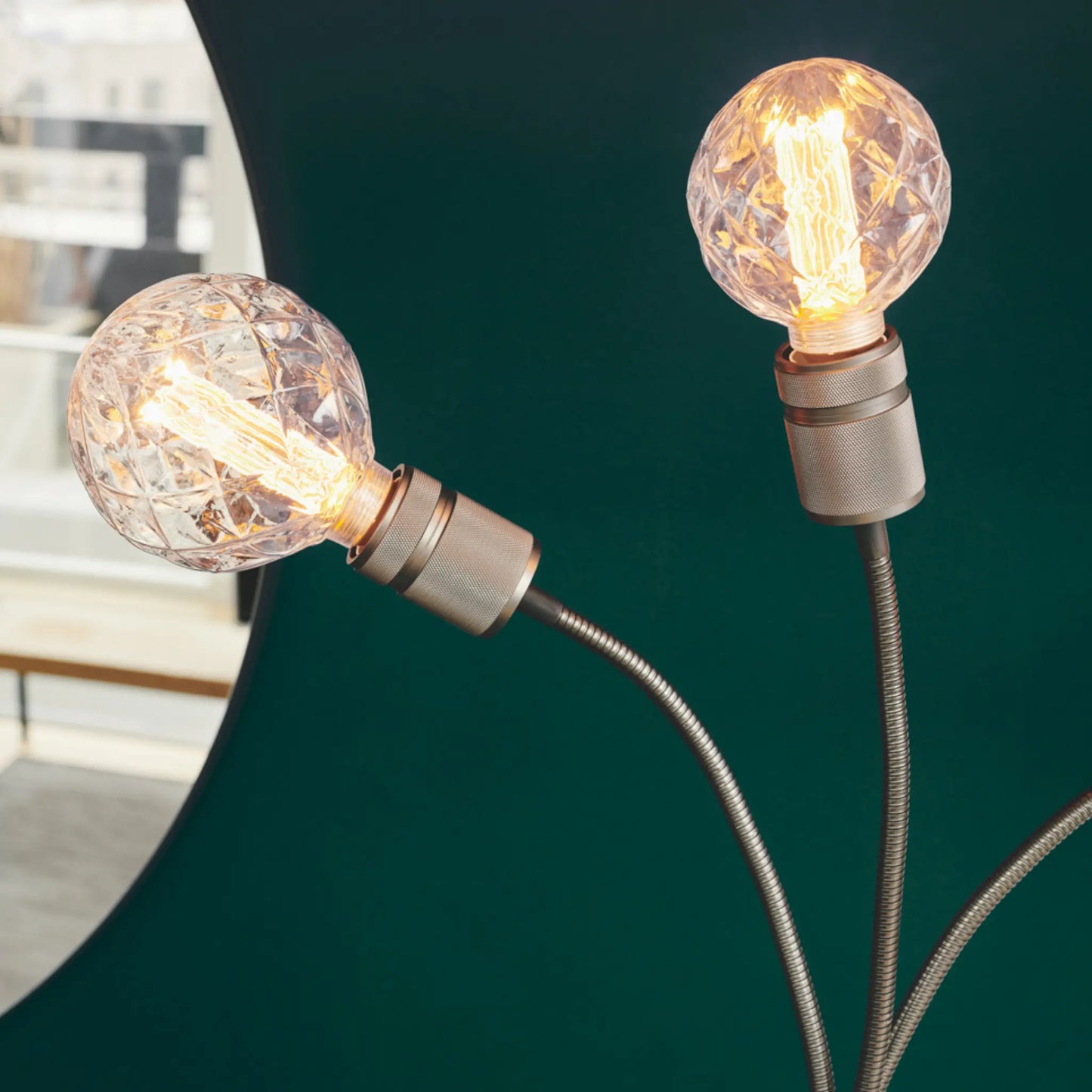 Halo Design Halo Golvlampa 3 Ljuskällor, Gun Black