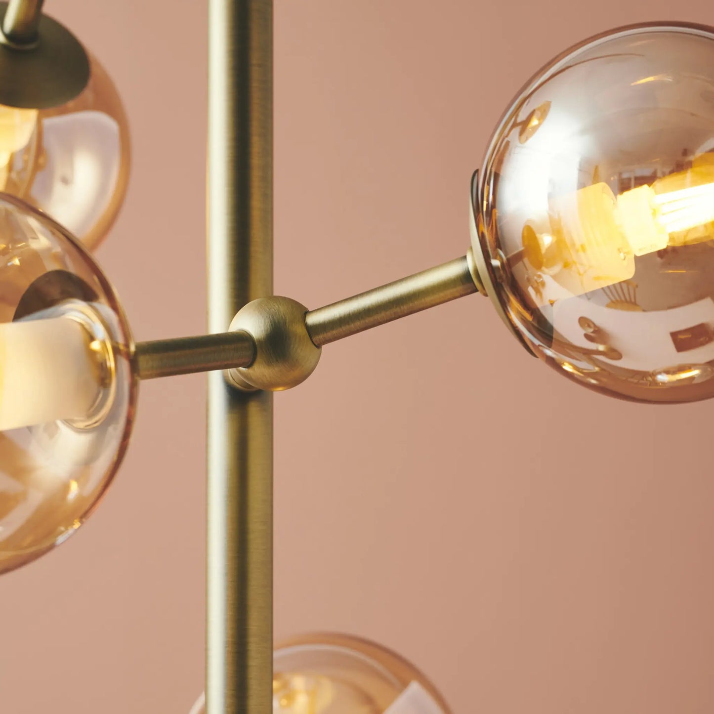 Halo Design Atom Golvlampa, Amber/Antique