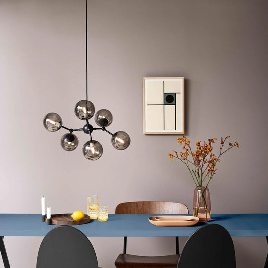 Halo Design Atom Ljuskrona Ø57 cm, Smoke/Svart